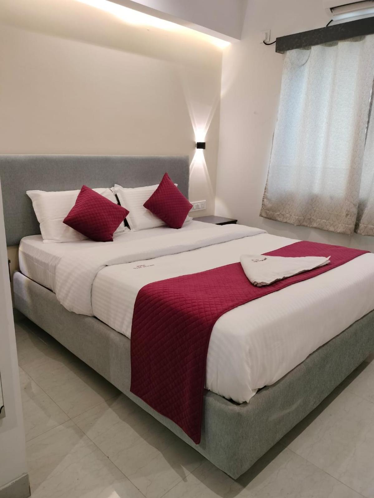 Hotel Paramount Visakhapatnam Esterno foto